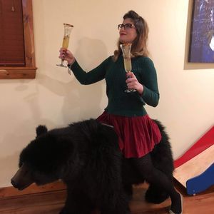 Meet your Posher, Shira